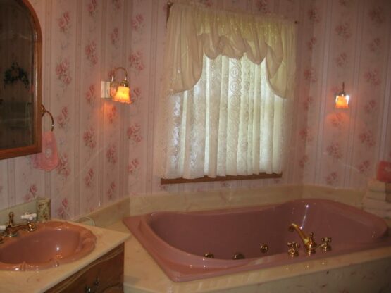 Photo Gallery, Cameo Rose Victorian Country Inn